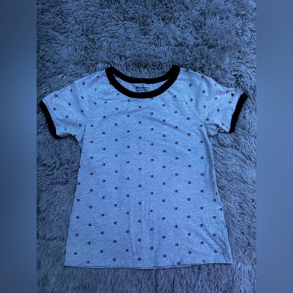 Small Champion t-shirt